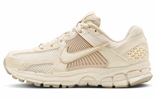 Женские кроссовки Nike Zoom Vomero 5 белые
