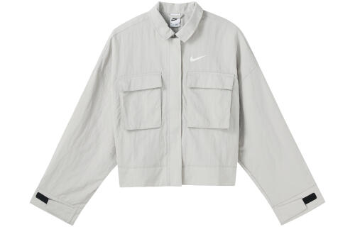Женская куртка Nike Sportswear Essential белая
