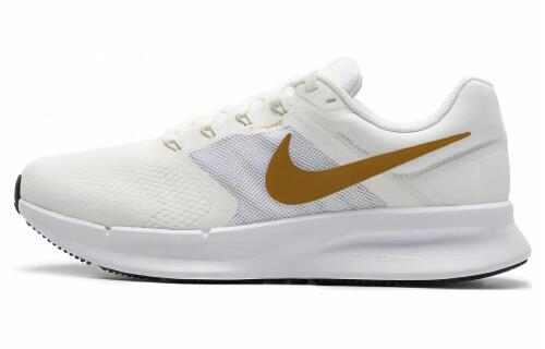 Мужские кроссовки Nike Run Swift 3 белые