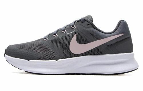 Женские кроссовки Nike Run Swift 3 белые