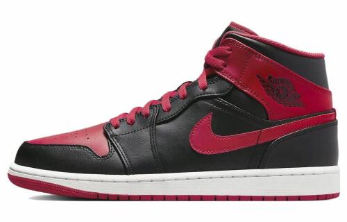 Кроссовки Nike Air Jordan 1 Mid Bred