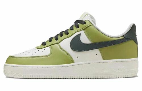Мужские кроссовки Nike Air Force 1 &#8217;07 зеленые