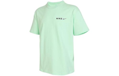 Мужская футболка Nike Sportswear Premium Essentials зеленая