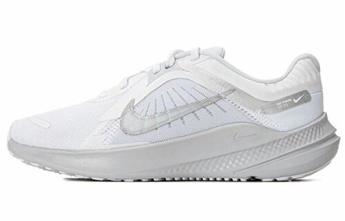 Женские кроссовки Nike Quest 5