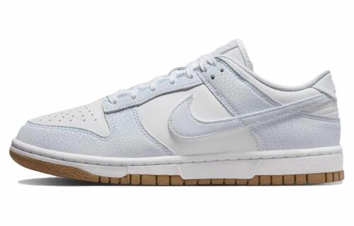 Женские кроссовки Nike Dunk Low PRM NN