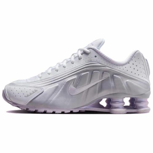 Женские кроссовки Nike Shox R4