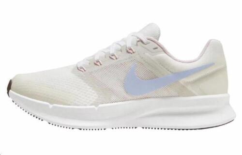 Женские кроссовки Nike Run Swift 3