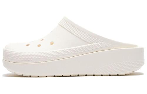 Crocs Blunt Toe