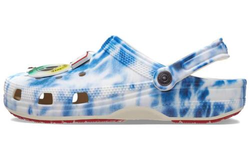 Levi's x Crocs Classic clog Stucco