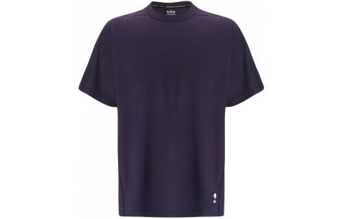 Under Armour T
