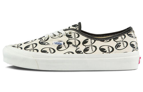 Vans Style 44 Mooneyes
