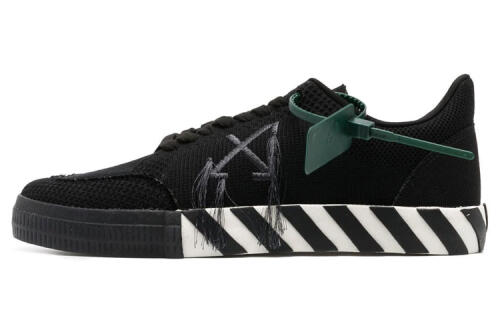 OFF-WHITE Arrow