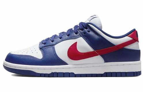 Женские кроссовки Nike Dunk Low белые