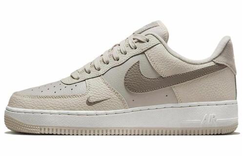 Женские кроссовки Nike Air Force 1 LO '07