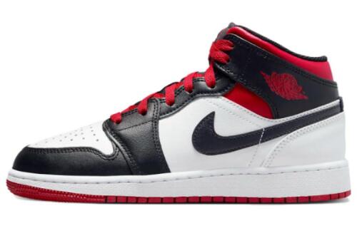 Детские кроссовки nike Air Jordan 1 Mid (GS) черные