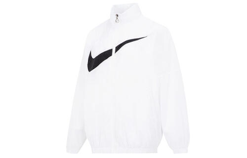 Женская куртка Nike Sportswear Essential черная