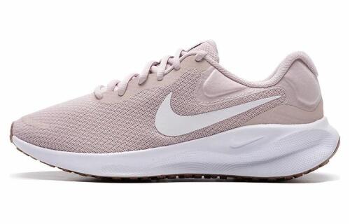 Женские кроссовки Nike Revolution 7 белые