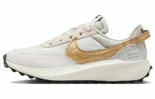 Женские кроссовки Nike Waffle Debut ESS