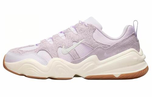 Женские кроссовки Nike Tech Hera белые