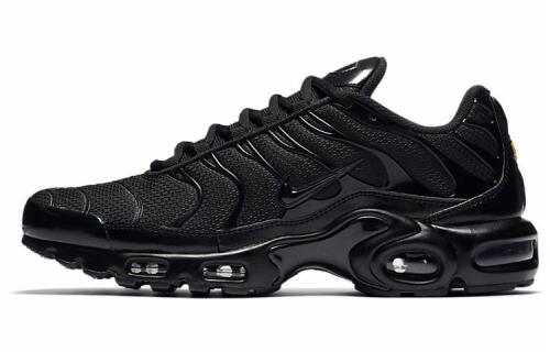 Мужские кроссовки Nike Air Max Plus черные