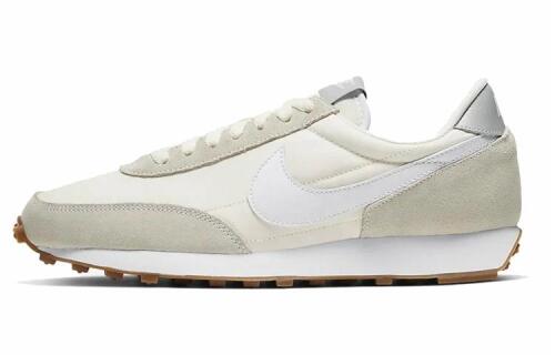 Женские кроссовки Nike DBreak