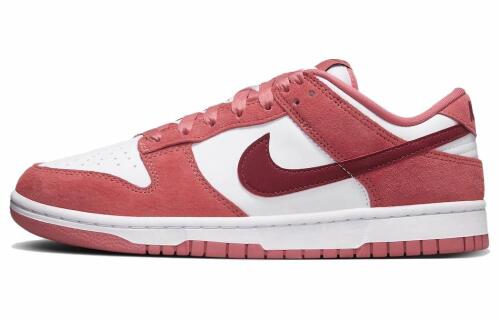 Женские кроссовки Nike Dunk Low VDAY