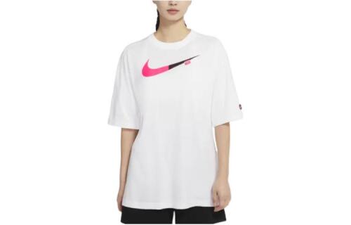 Женская футболка Nike Sportswear белая