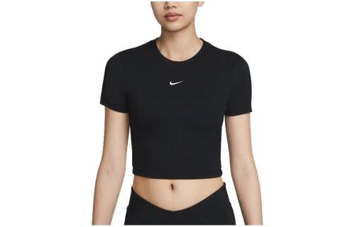 Женская футболка Nike Sportswear Essential черная