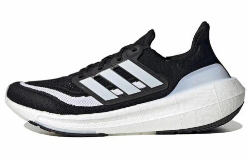 Кроссовки adidas ULTRABOOST LIGHT SHOES черно-белые