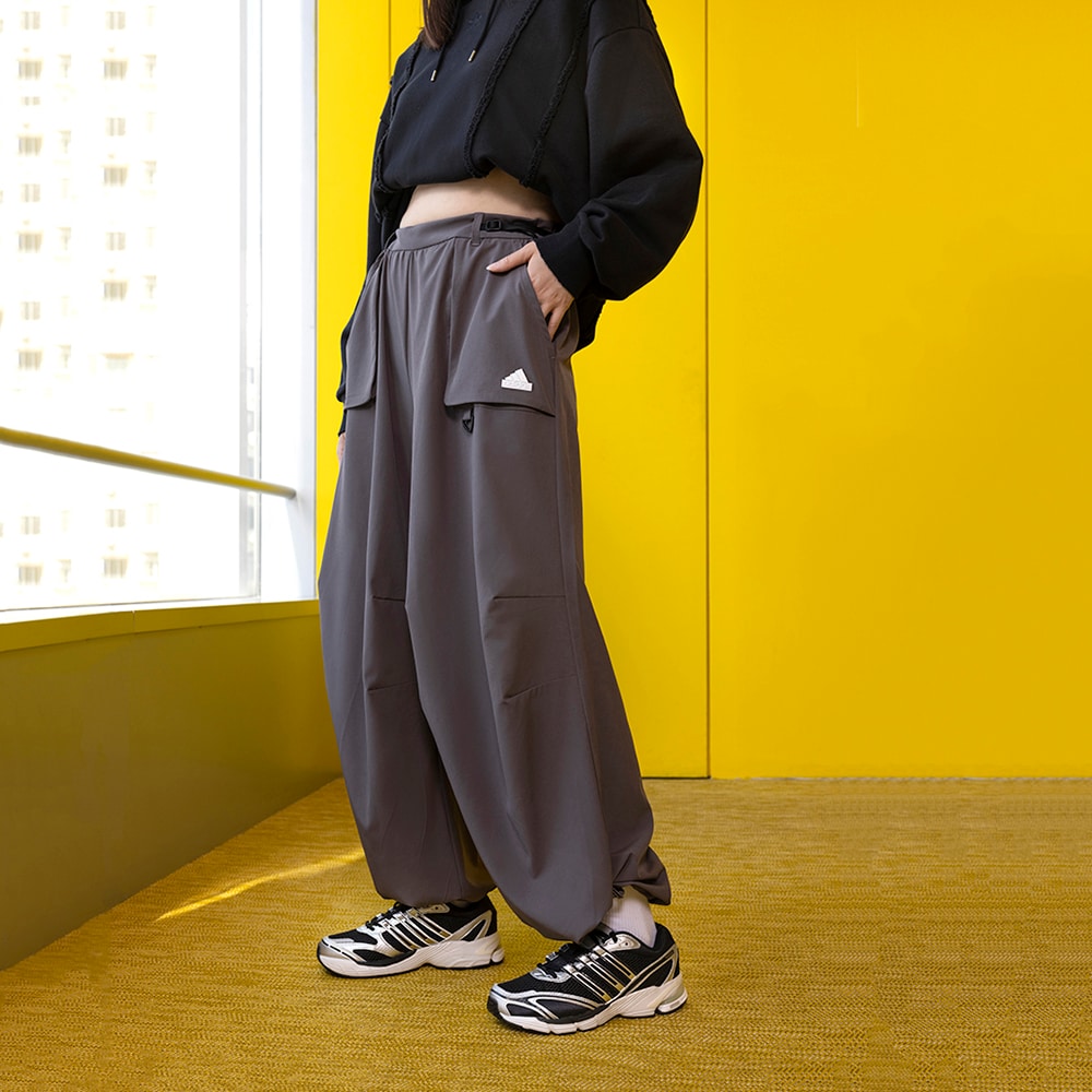 Женские брюки adidas CITY ESCAPE TRACKSUIT BOTTOMS