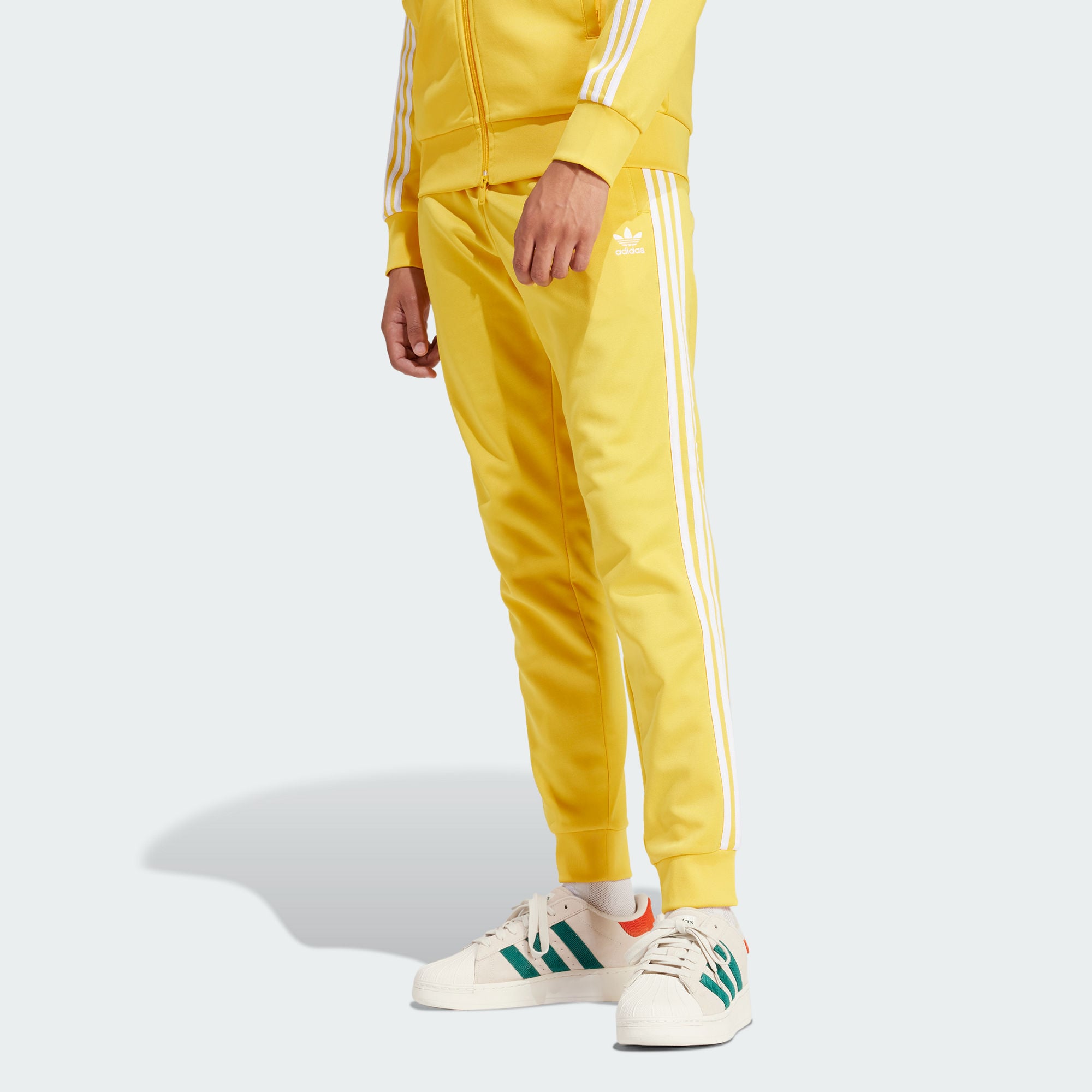 Мужские брюки adidas ADICOLOR SUPERSTAR TRACK PANTS IR9874