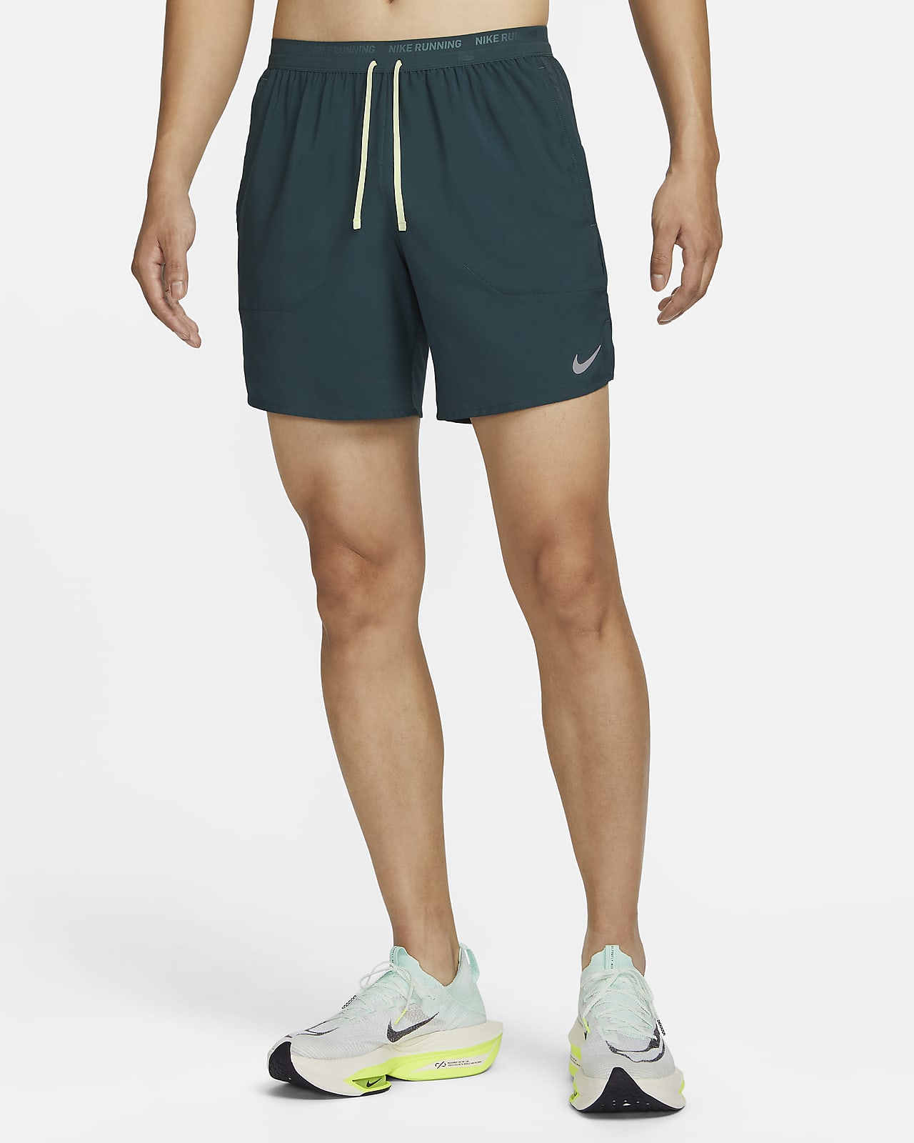 Мужские шорты Nike Dri-FIT Stride зеленые