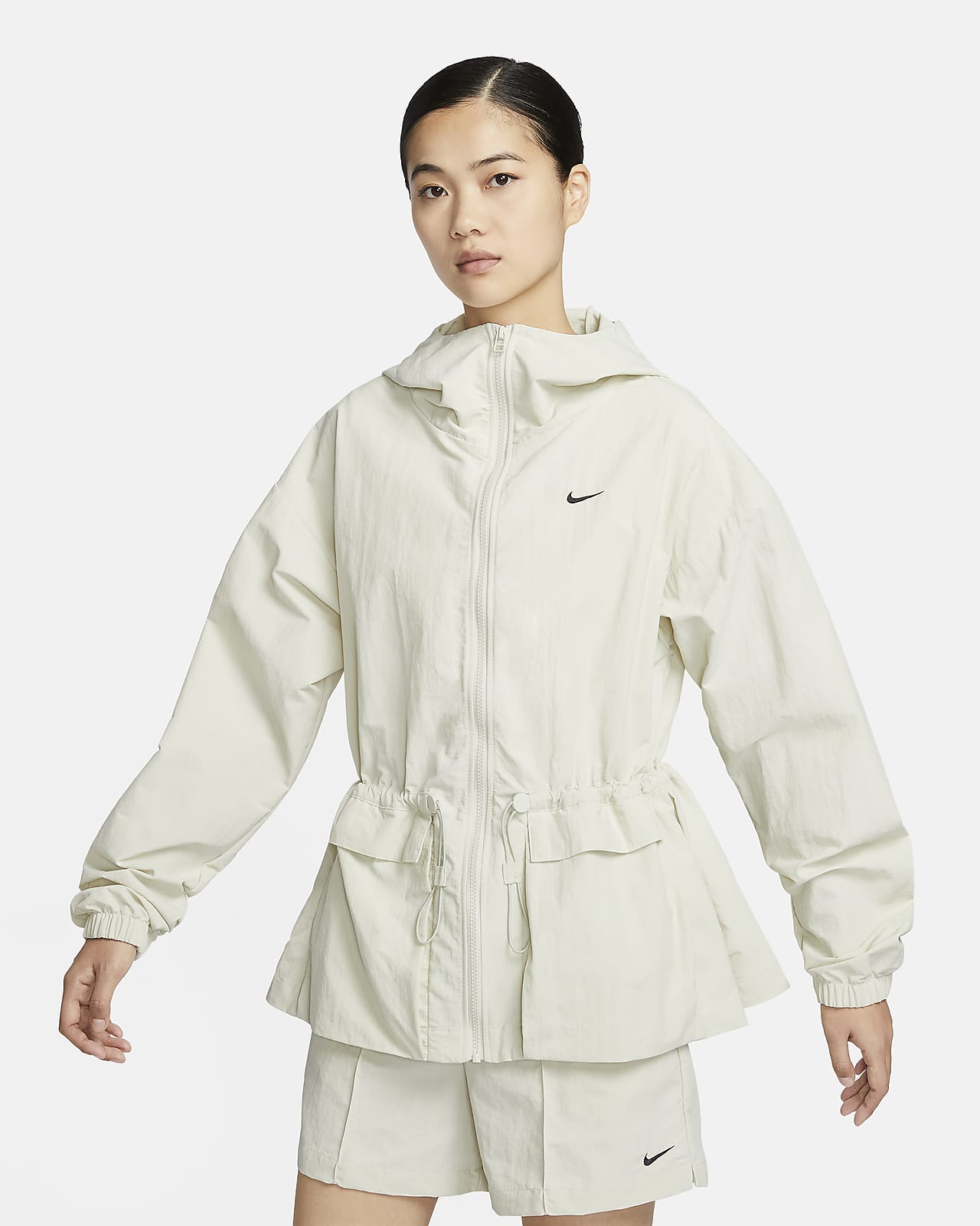 Женская куртка Nike Sportswear Everything Wovens черная