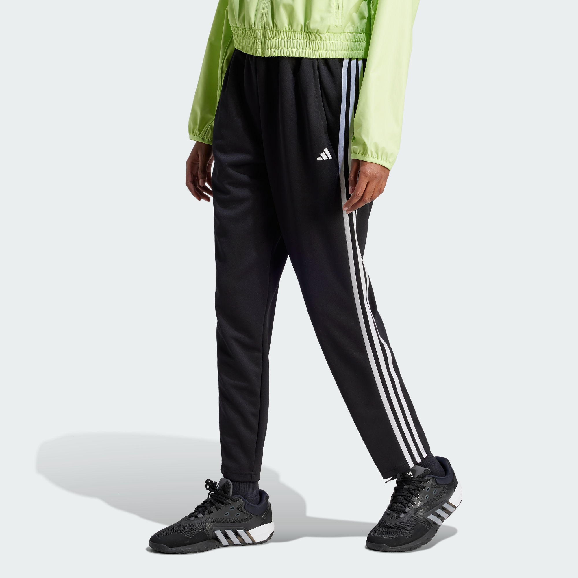 Женские брюки adidas AEROREADY TRAIN ESSENTIALS PANTS черно-белые