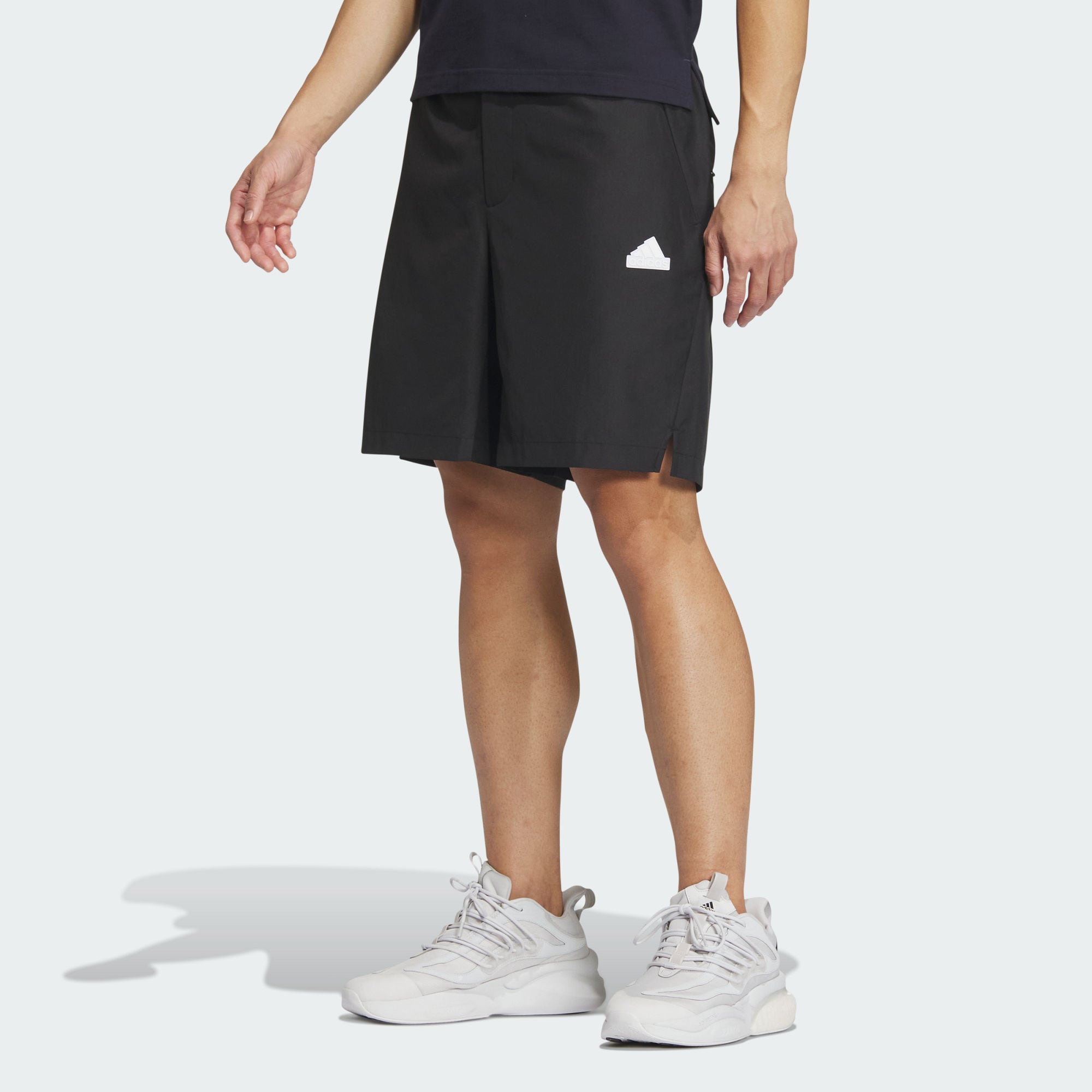 Мужские шорты adidas CITY ESCAPE WOVEN SHORTS черные