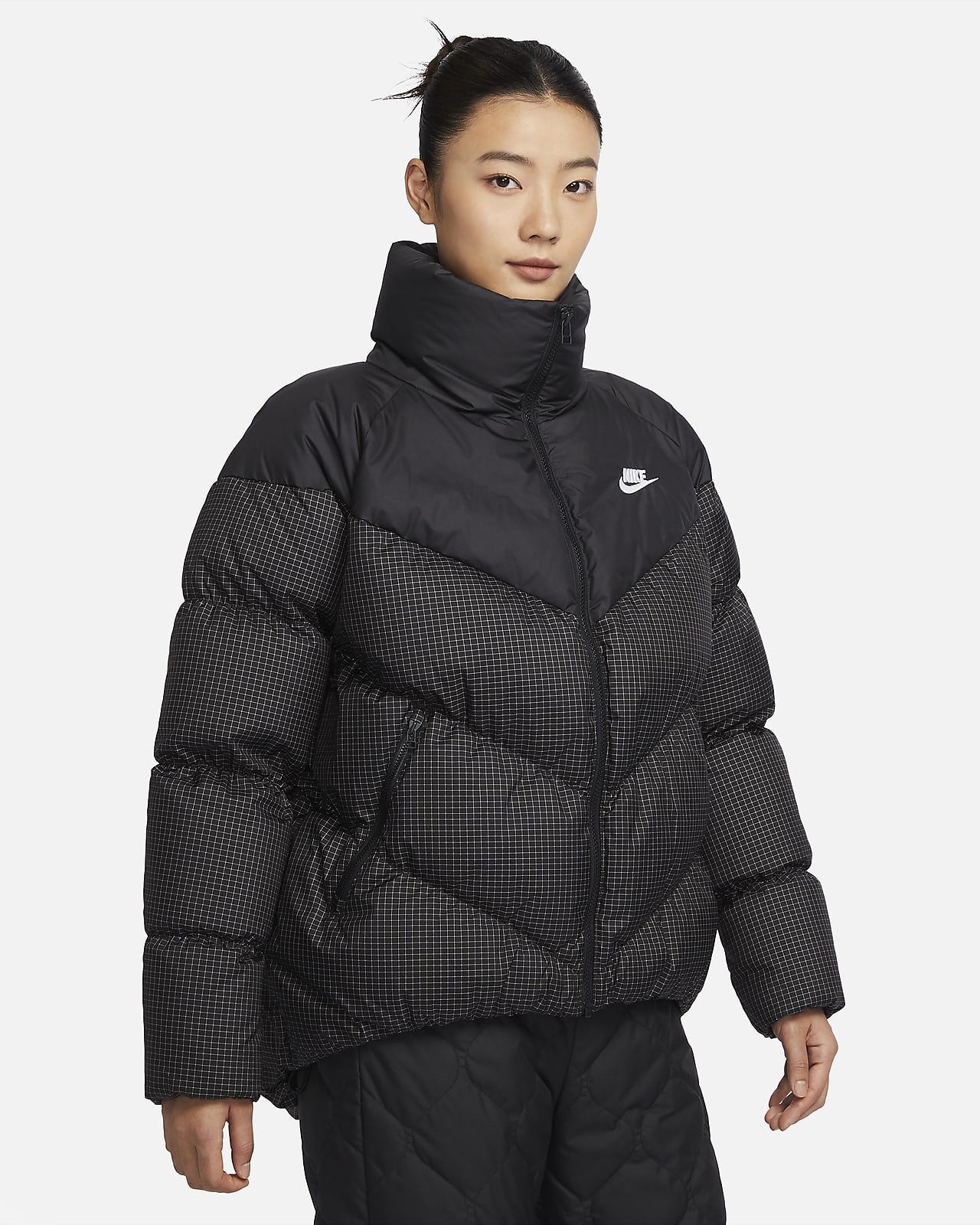 Женская куртка Nike Sportswear Windpuffer черная