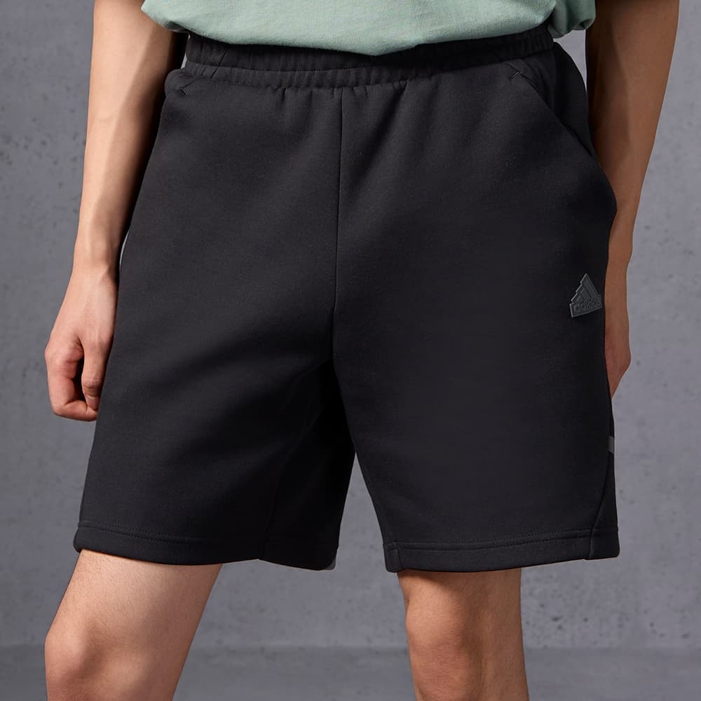 Мужские шорты adidas DESIGNED 4 GAMEDAY SHORTS черные