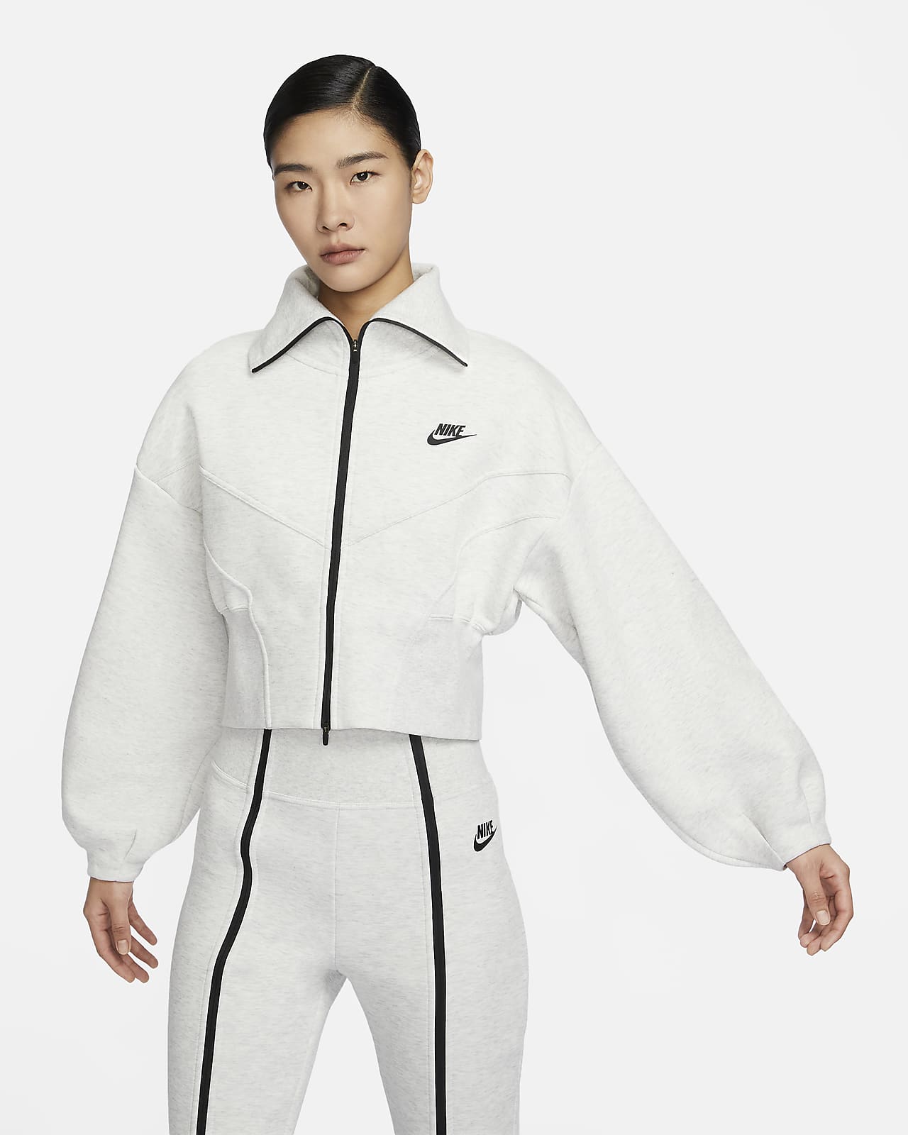 Женская куртка Nike Sportswear Tech Fleece черная