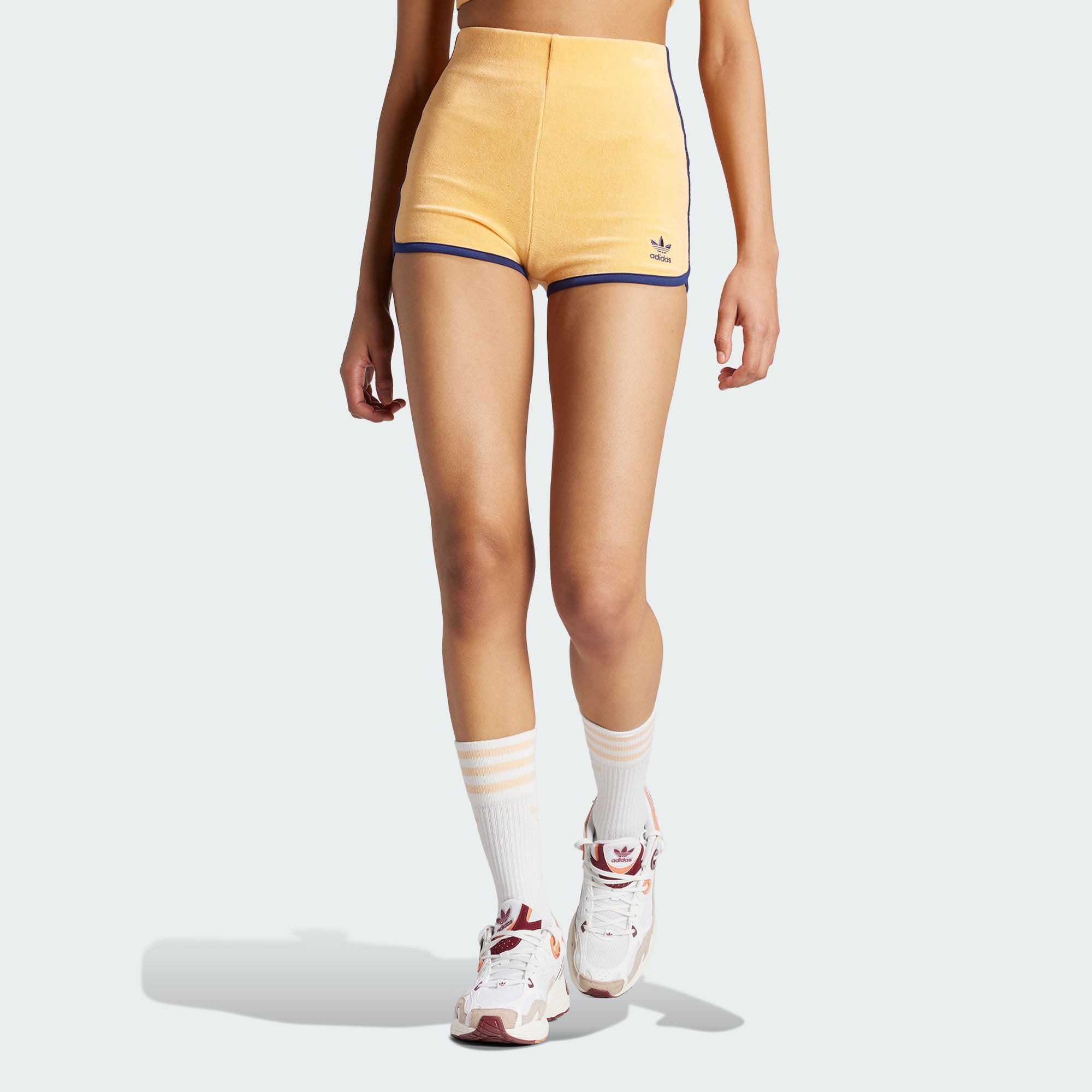 Женские шорты adidas TERRY SHORTS