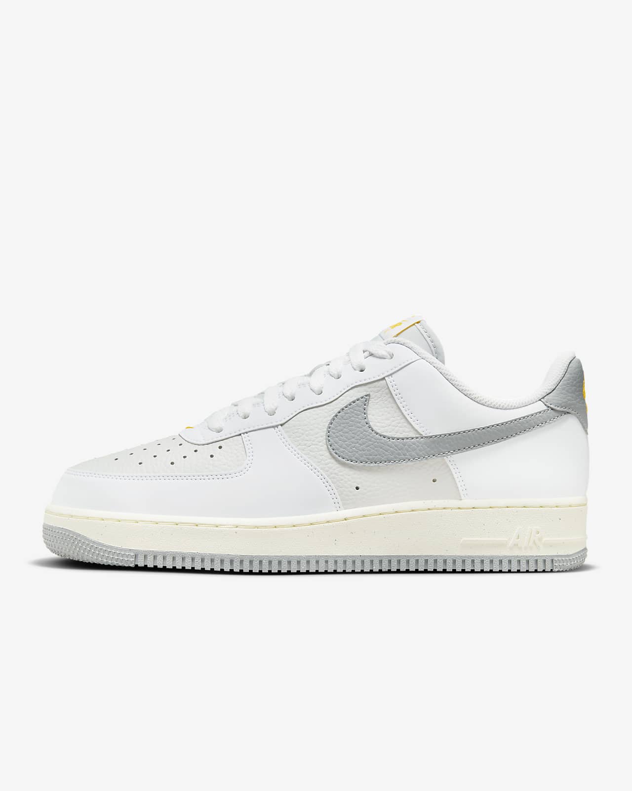 Мужские кроссовки Nike Air Force 1 &#8217;07 NN белые