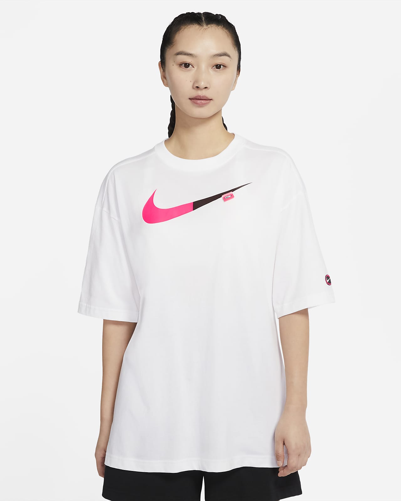 Женская футболка Nike Sportswear белая