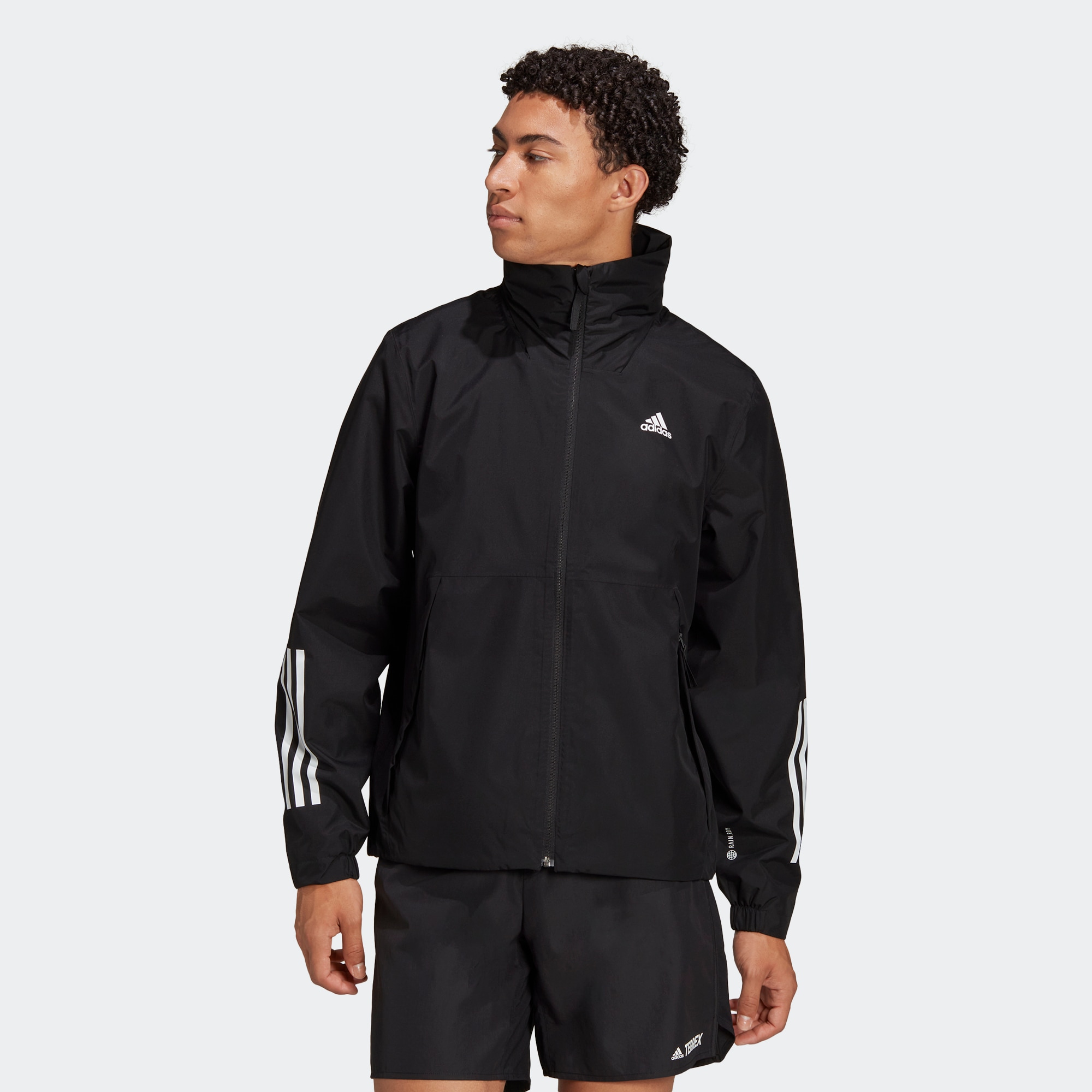 Мужская куртка adidas BSC 3-STRIPES RAIN.RDY JACKET черная