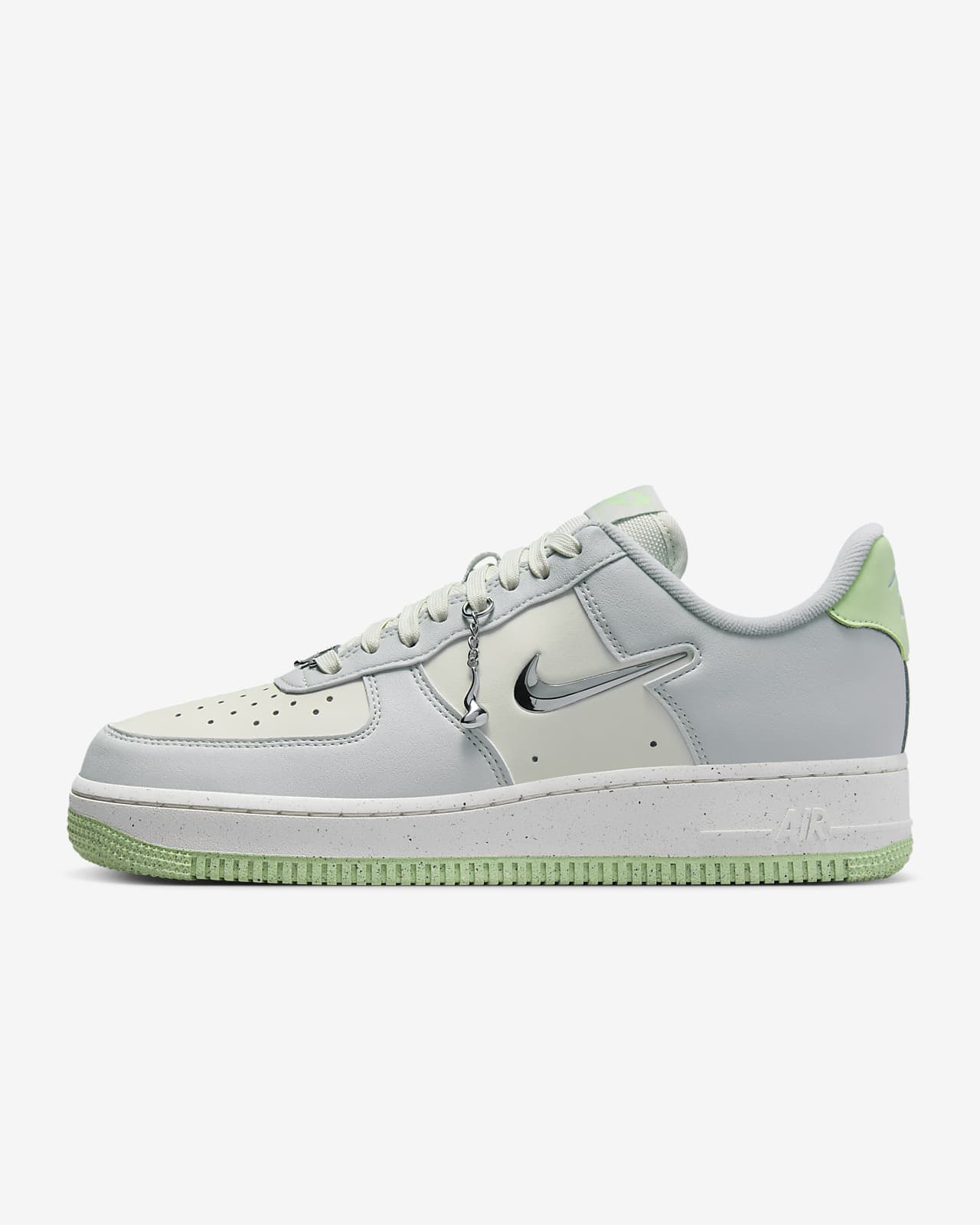 Женские кроссовки Nike Air Force 1 &#8217;07 NN SE зеленые