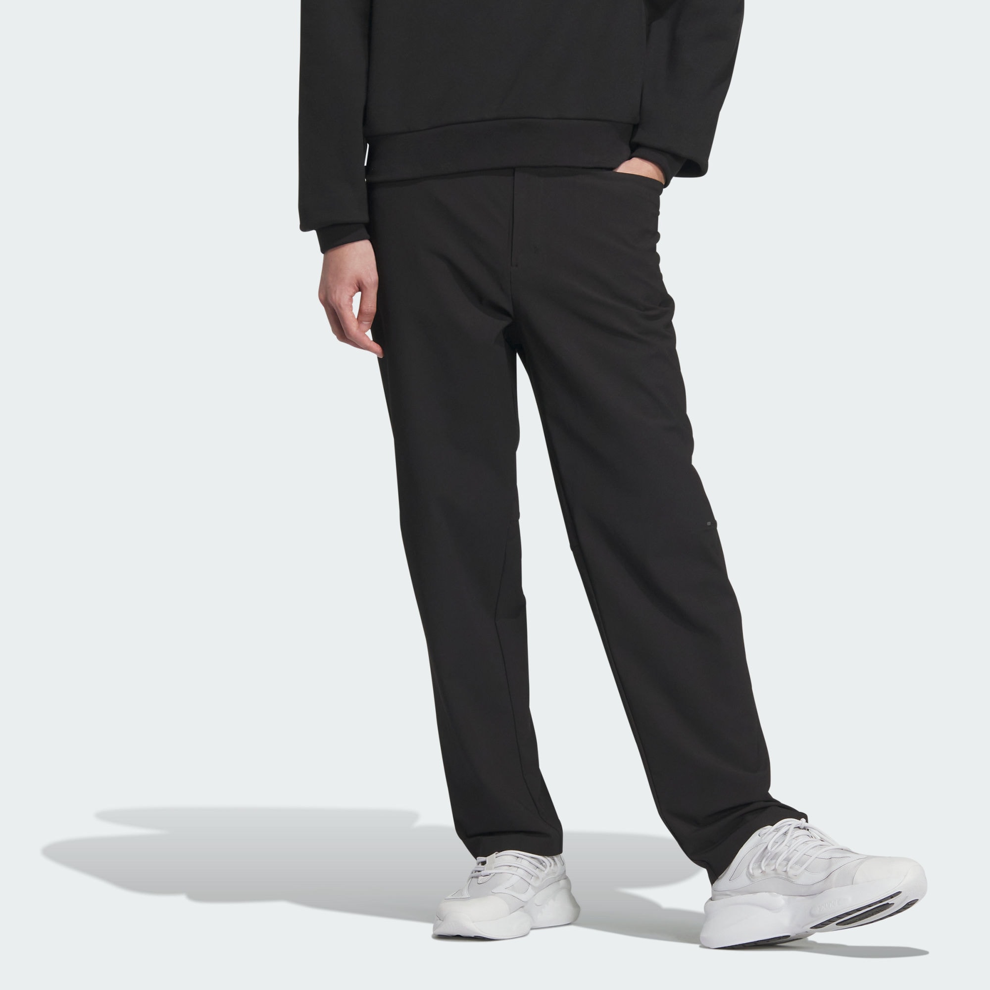 Мужские брюки adidas PREMIUM CASUAL REGULAR FIT PANTS черные