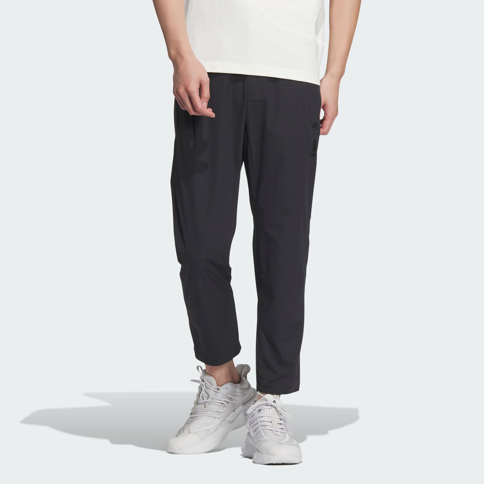 Мужские брюки adidas WUJI LIGHTWEIGHT WOVEN PANTS черные