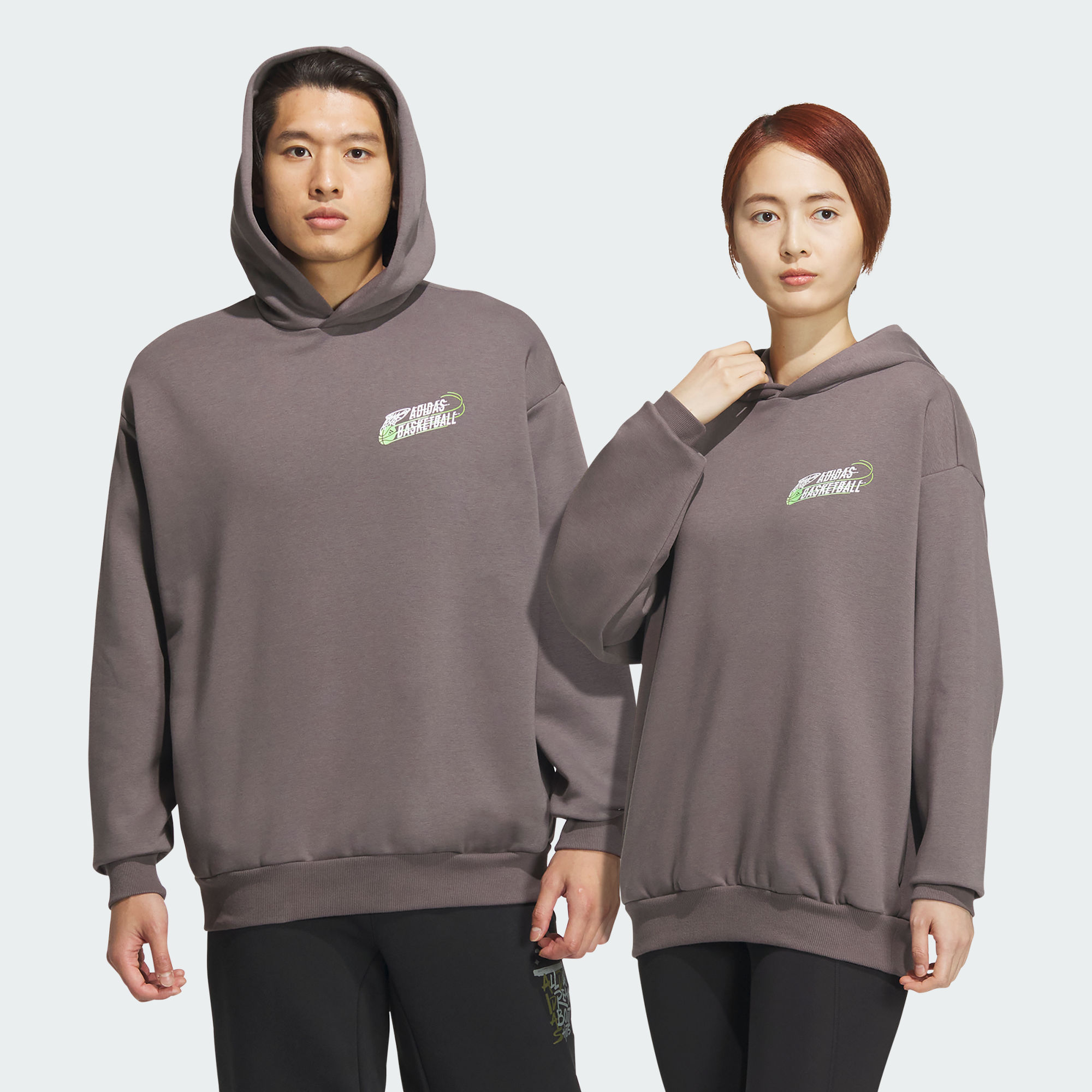 Мужское худи adidas BASKETBALL GRAPHIC HOODIE серое