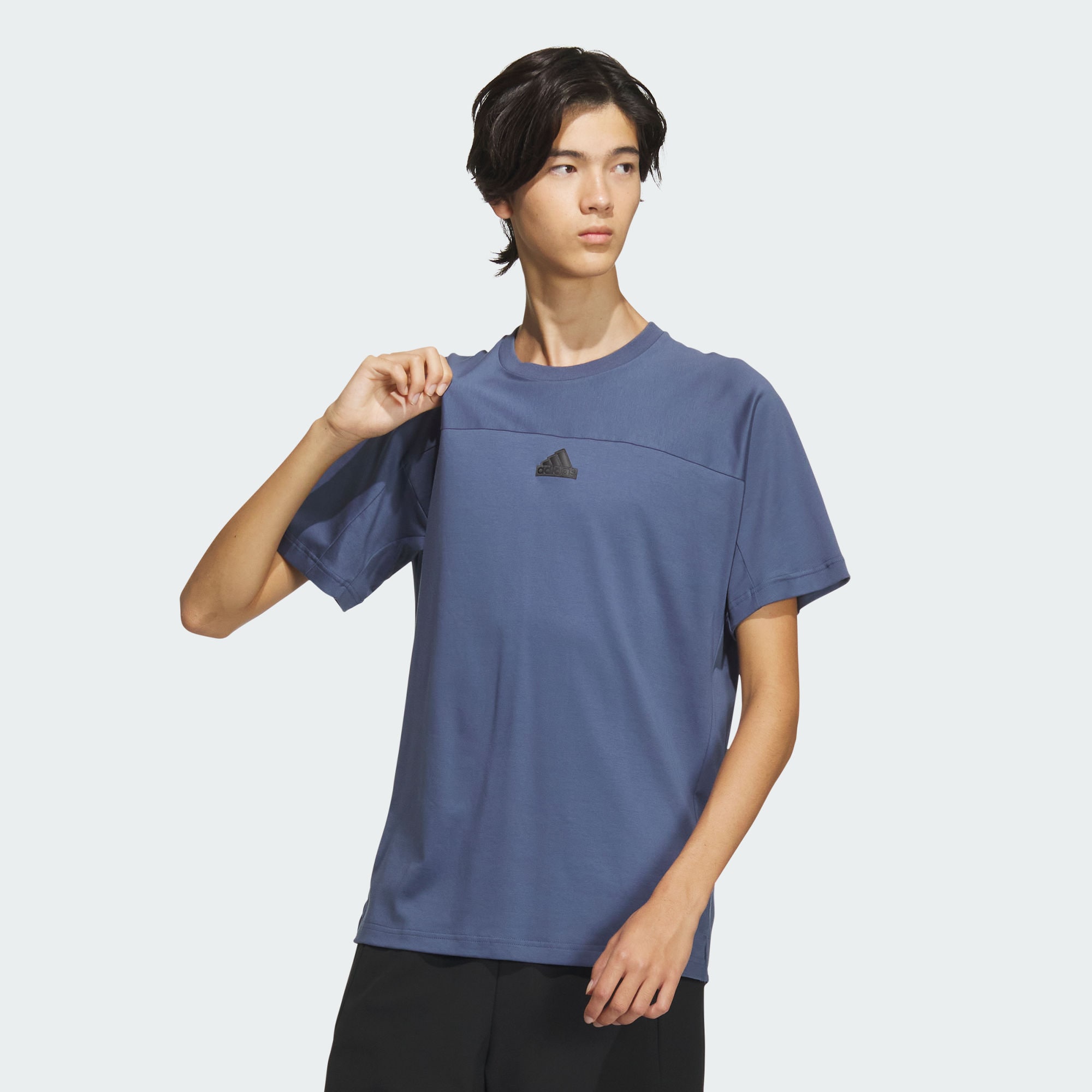 Мужская футболка adidas CITY ESCAPE COOL TOUCH TEE IT3938