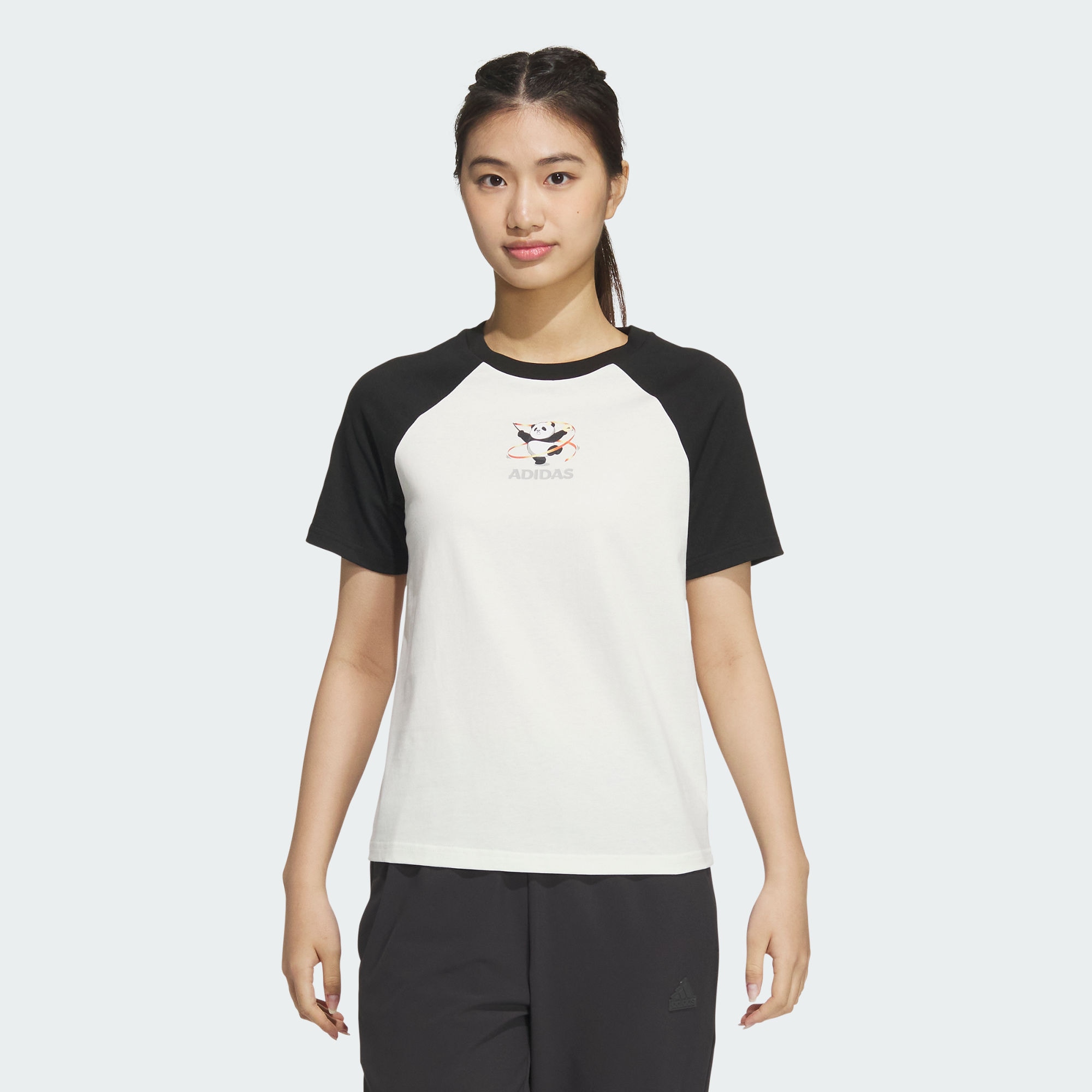 Женская футболка adidas T-SHIRT JI6867