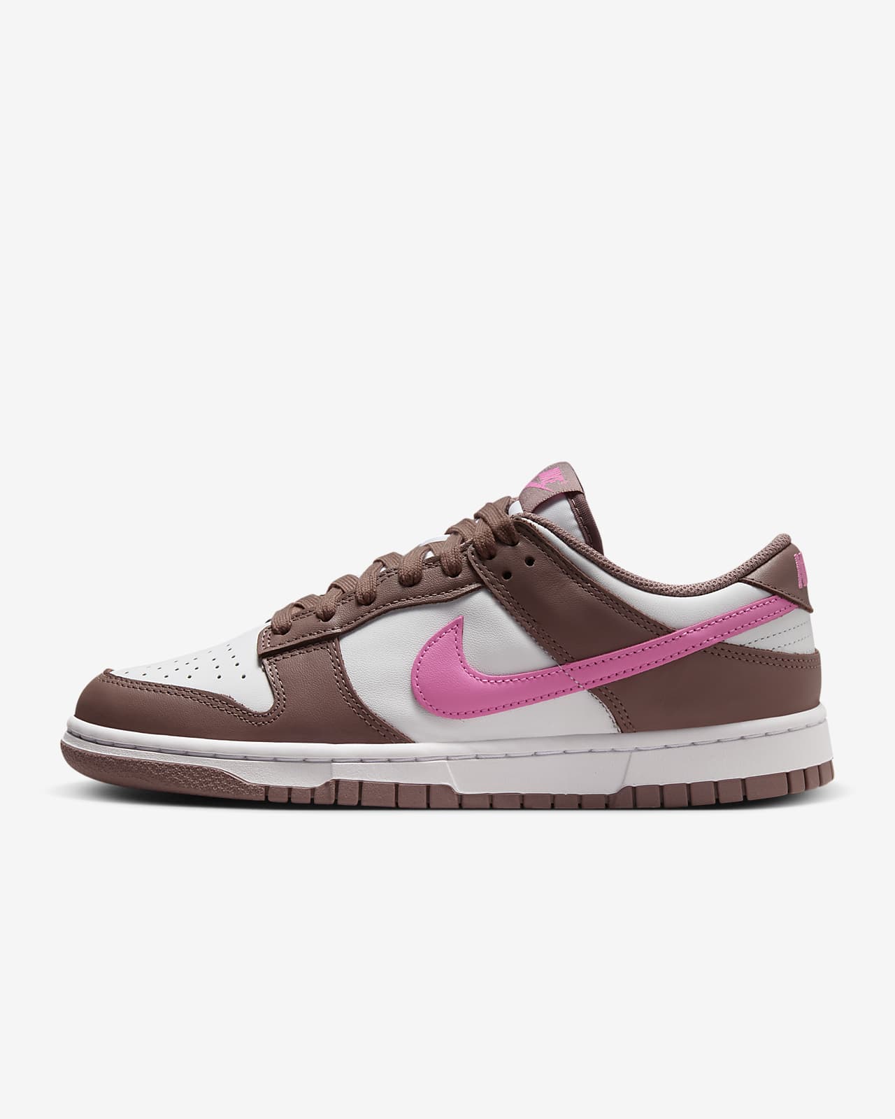 Женские кроссовки Nike Dunk Low белые