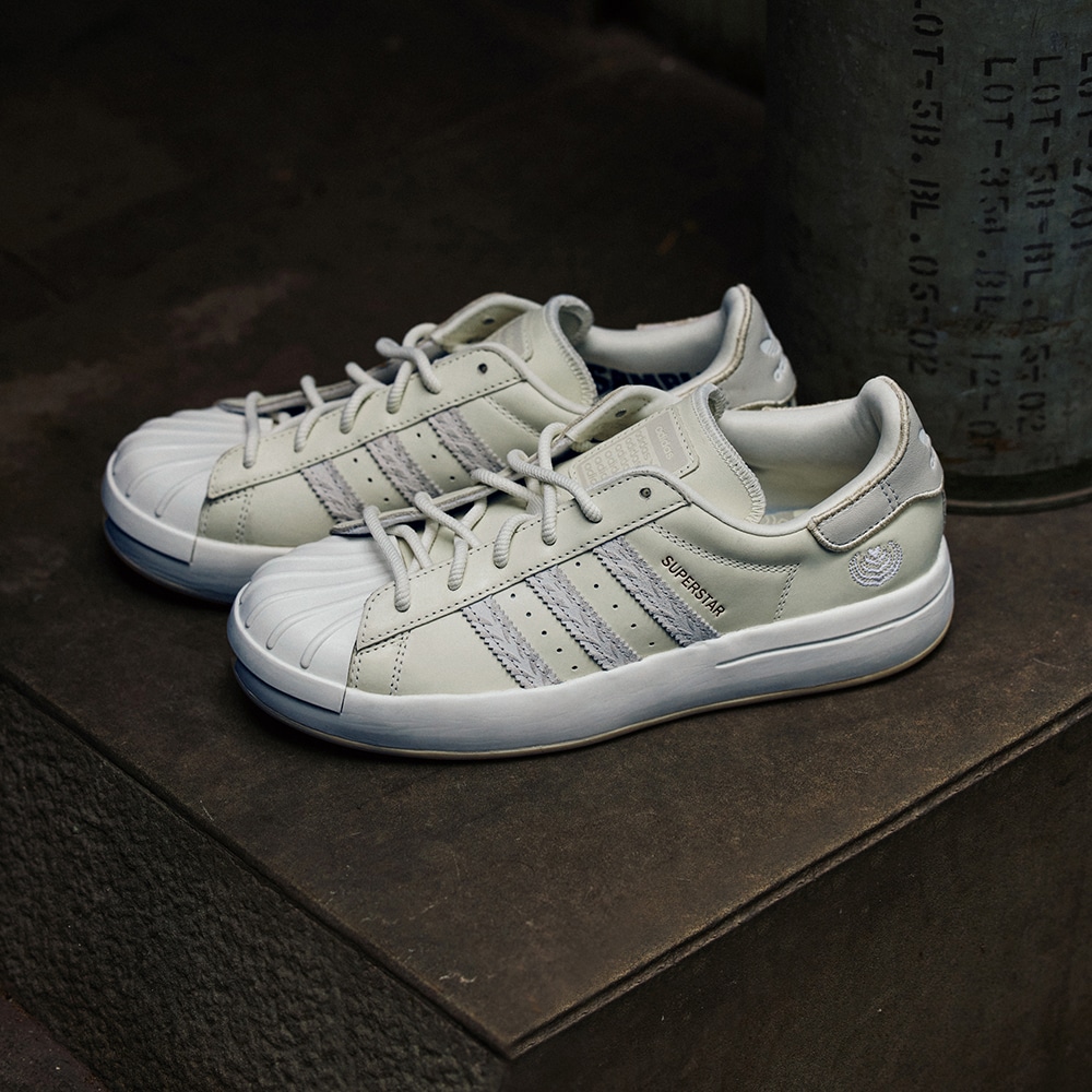 Кроссовки adidas SUPERSTAR AYOON SHOES